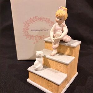 90s Girls Porcelain Bank Sarah & Nicole